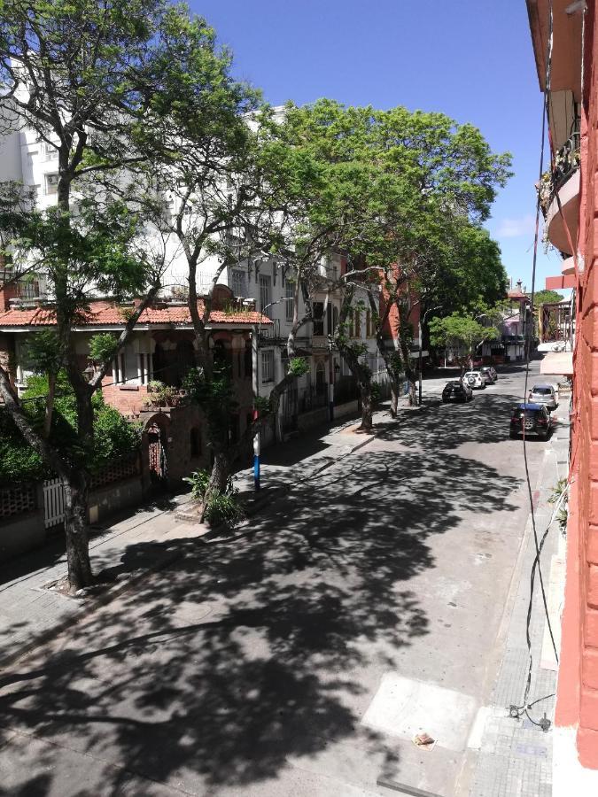 Private Room In Beautiful Home Montevideo Exterior foto